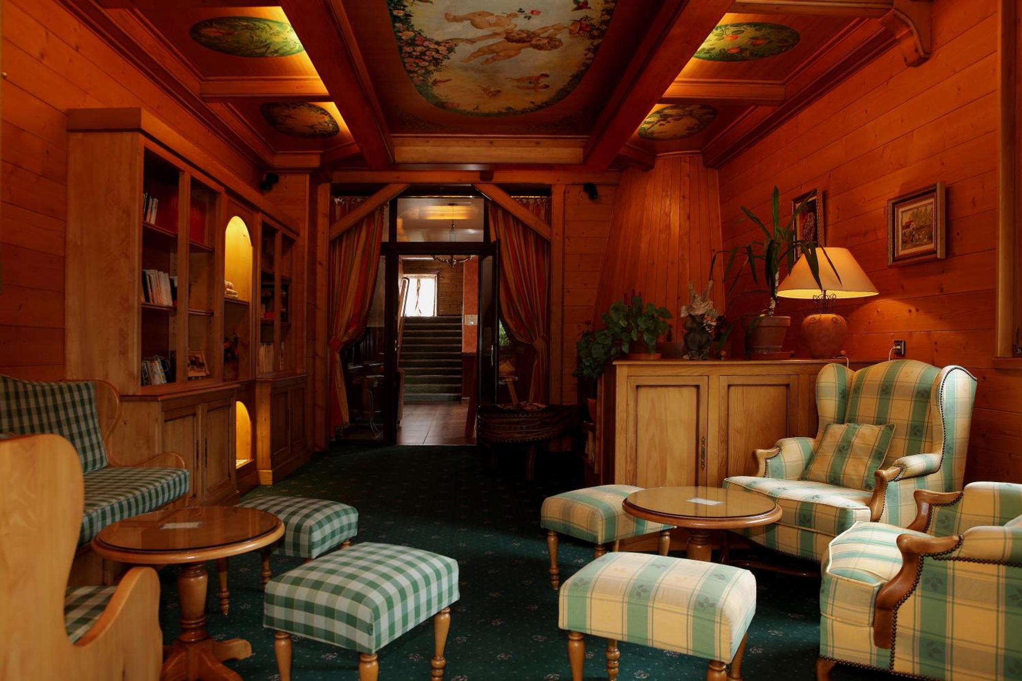 Les Loges Du Parc Hotel Gerardmer Ngoại thất bức ảnh
